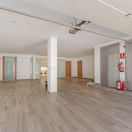 Villa The Eagles Адехе Екстериор снимка